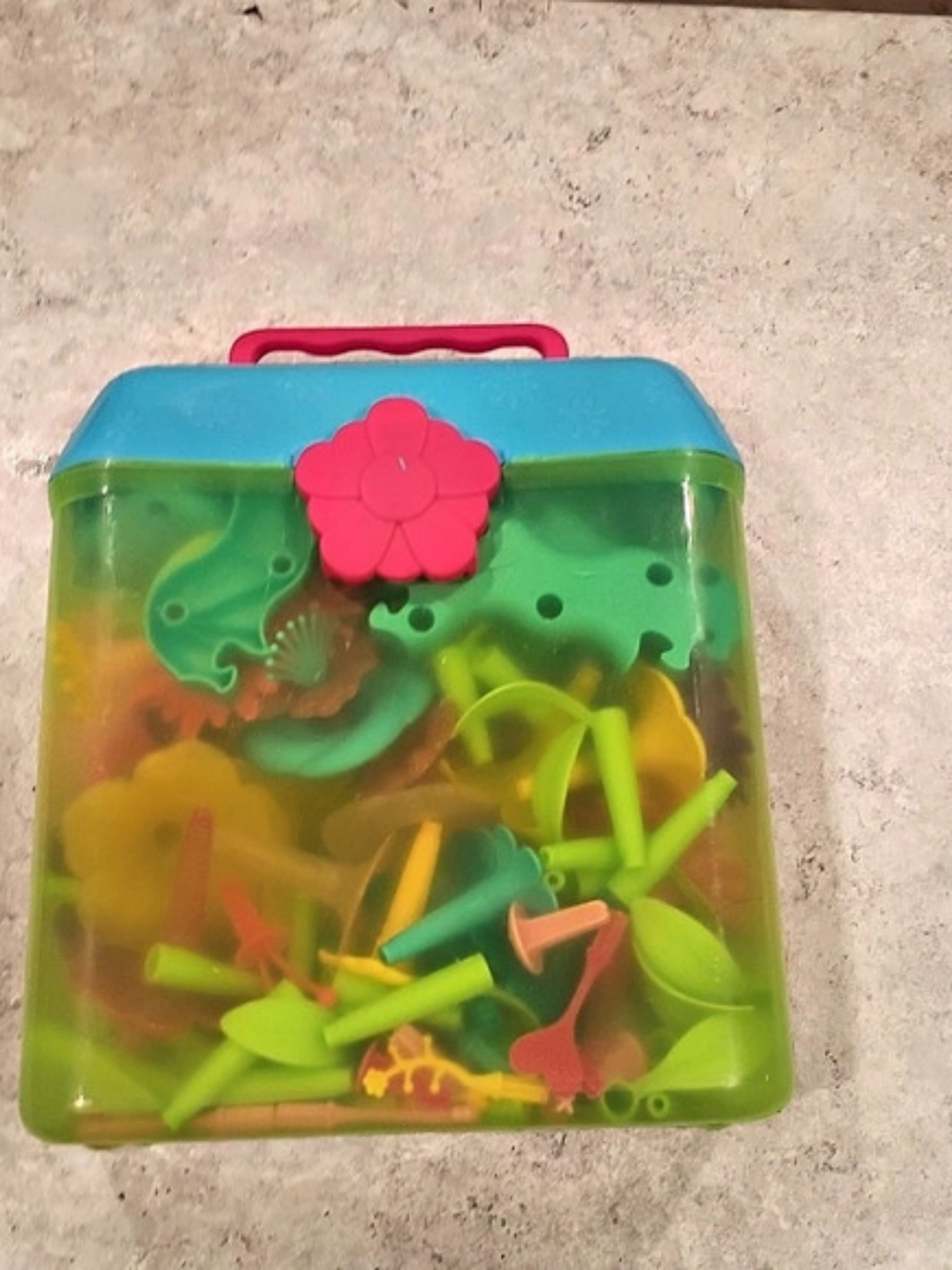 Green Toys Build-a-Bouquet Floral Arrangement Toy Set